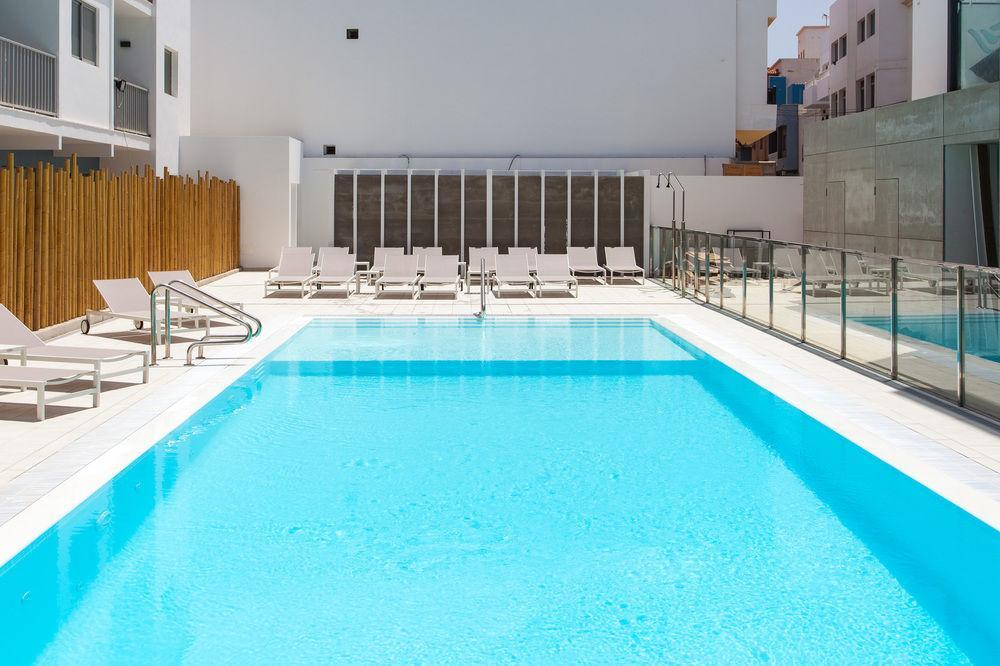 Apartamento Bristol Beach Коралео Екстериор снимка